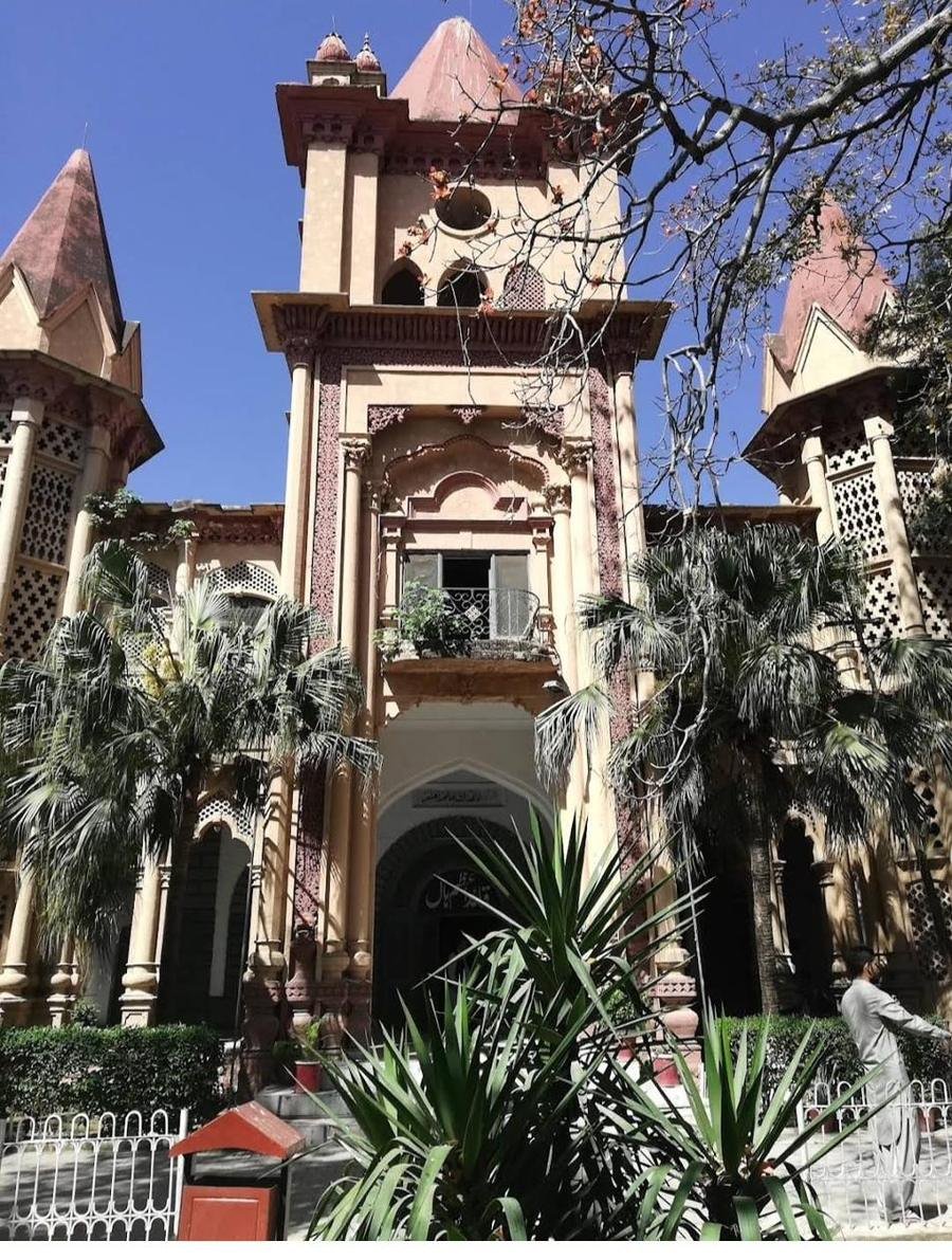 Front facade of the 1913 heritage Main Block