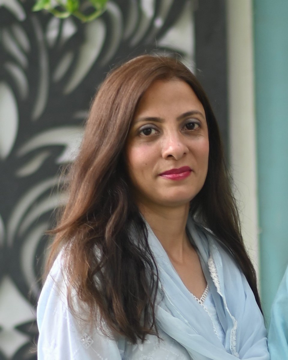 Naheed Manzoor