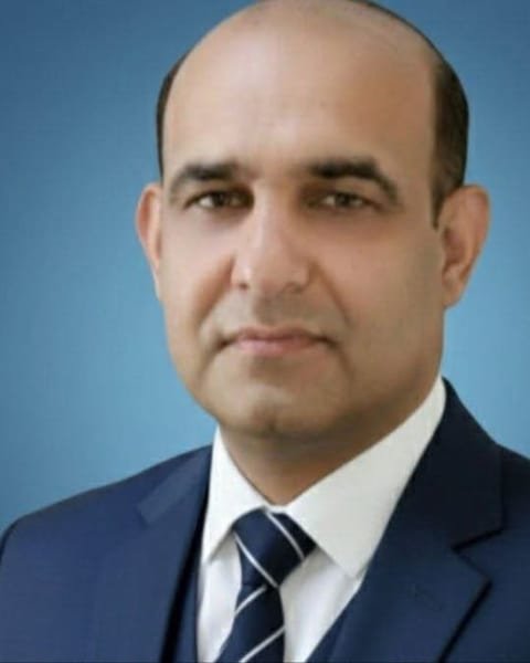 Mr Ishfaq Hussain