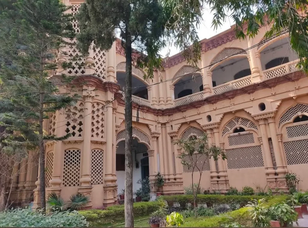 Close-up of the Main Block's heritage stonework